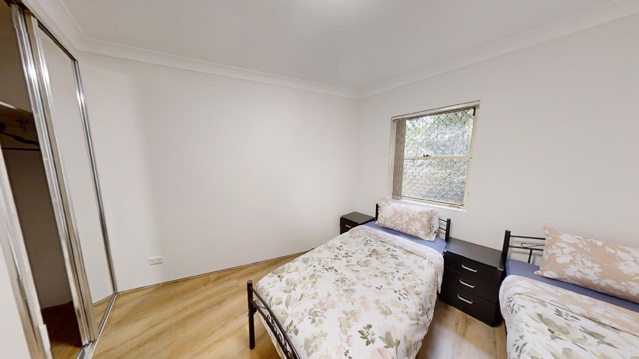 8435-Buckland-Street-Chippendale-2008-Room3