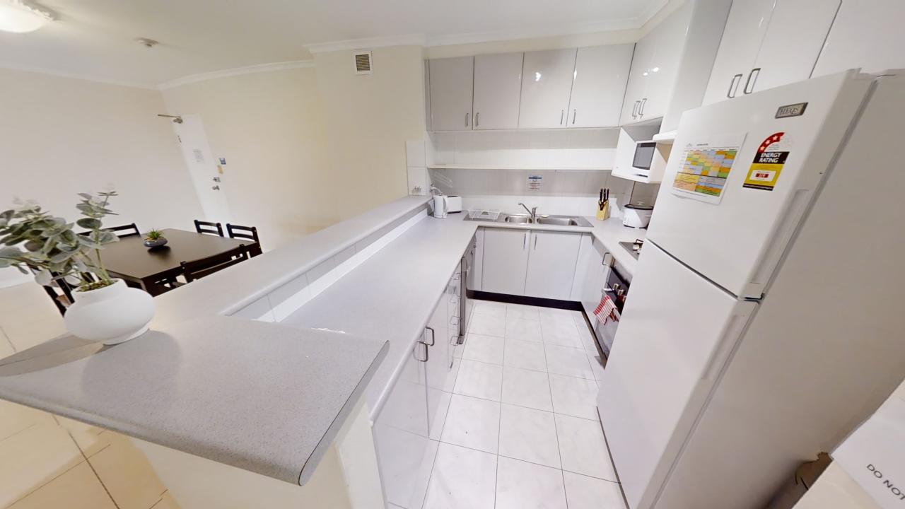 43120-Saunders-Street-Pyrmont-2009-Kitchen