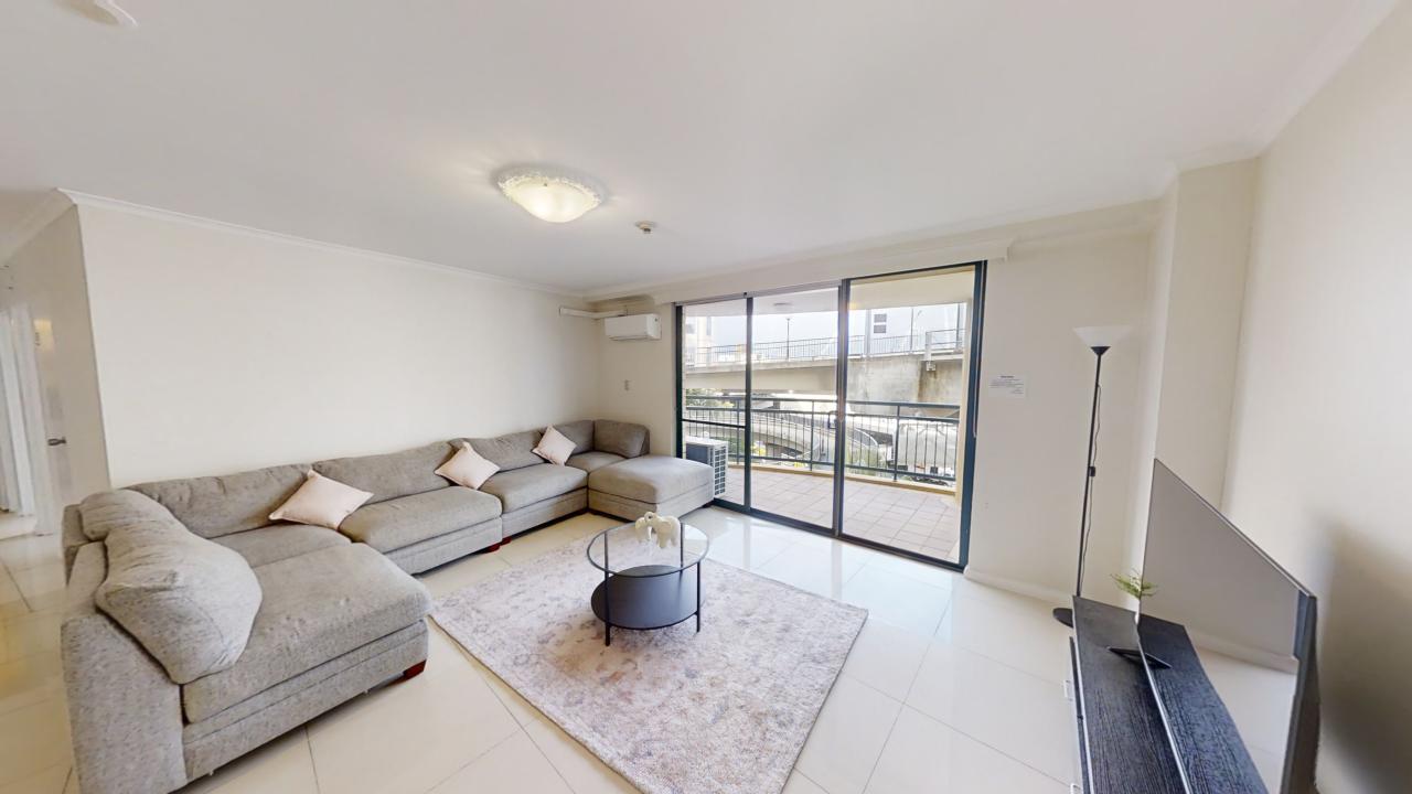 43120-Saunders-Street-Pyrmont-2009-Living-Room