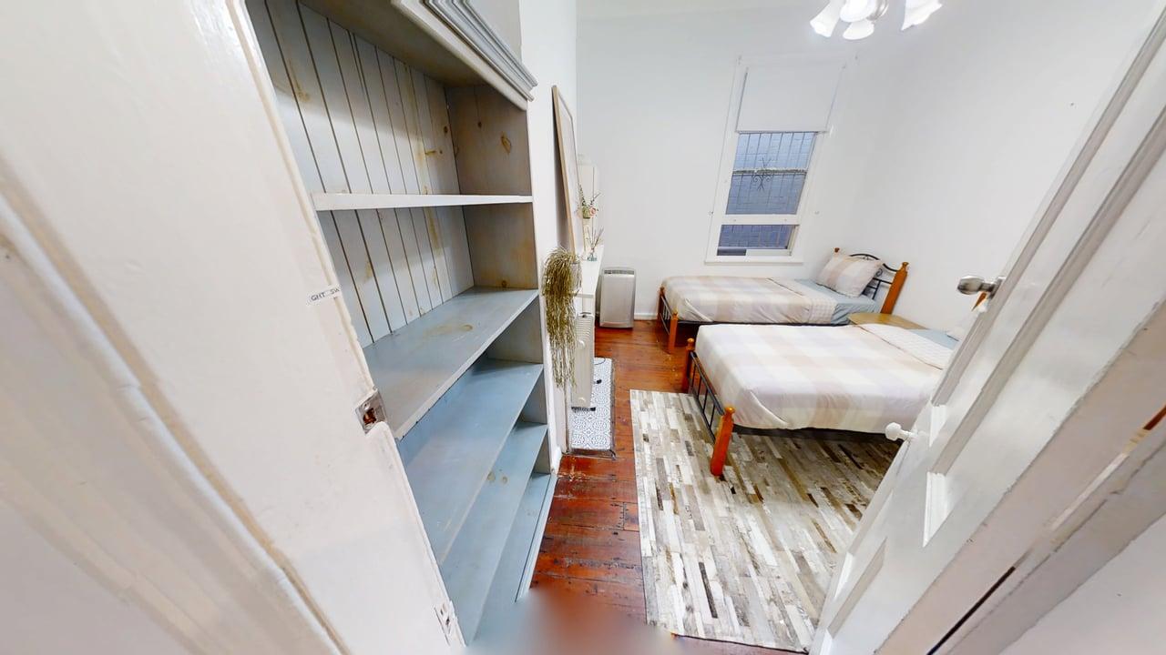 160-Pyrmont-Street-Pyrmont-2009-Room-2