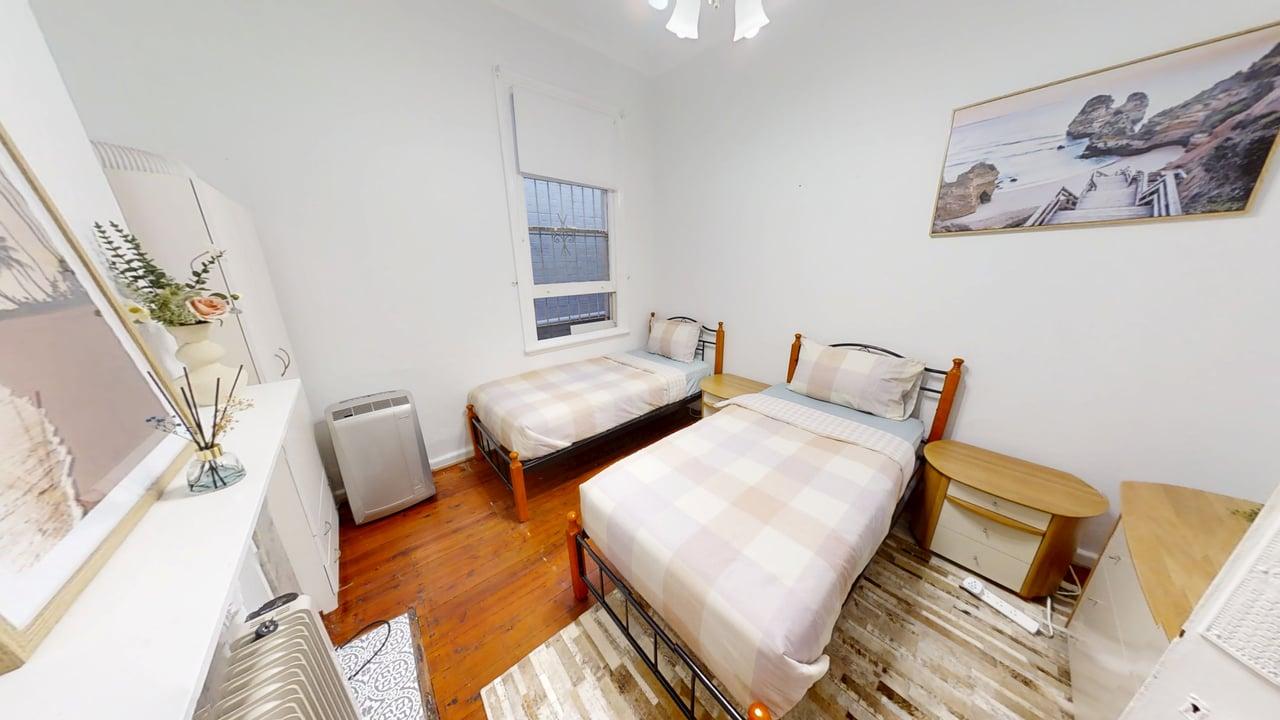 160-Pyrmont-Street-Pyrmont-2009-Room2