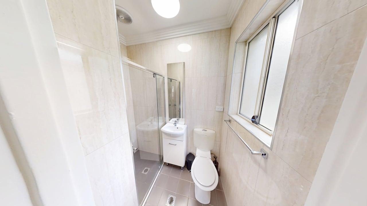 102-Abercrombie-Street-Chippendale-2008-First-Floor-Room-5-ensuite