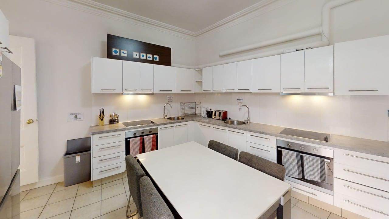 102-Abercrombie-Street-Chippendale-2008-Ground-Floor-Kitchen