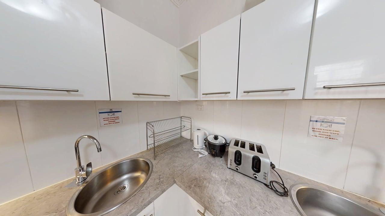 102-Abercrombie-Street-Chippendale-2008-Ground-Floor-kitchen-view