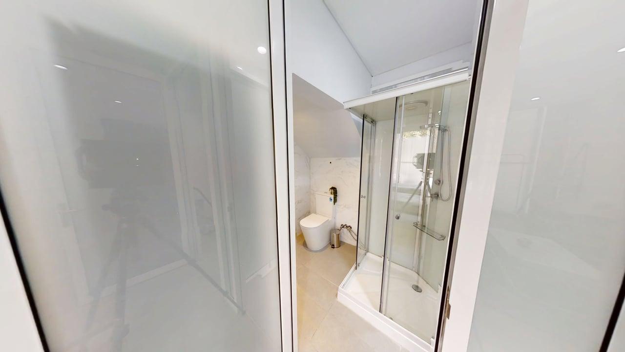 108B503-Wattle-Street-Ultimo-2007-Mater-bathroom-R1
