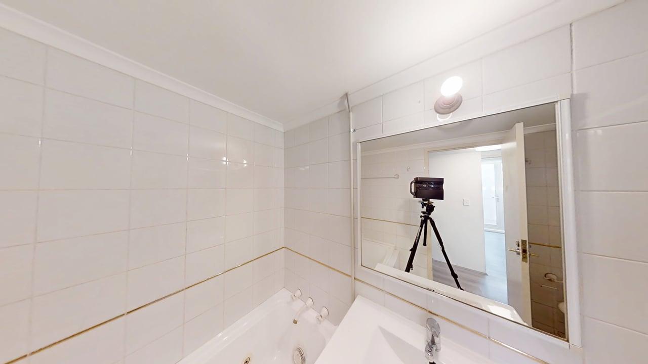 816261-Harris-Street-Pyrmont-2009-Level-1-Bathroom-room-2-and-3