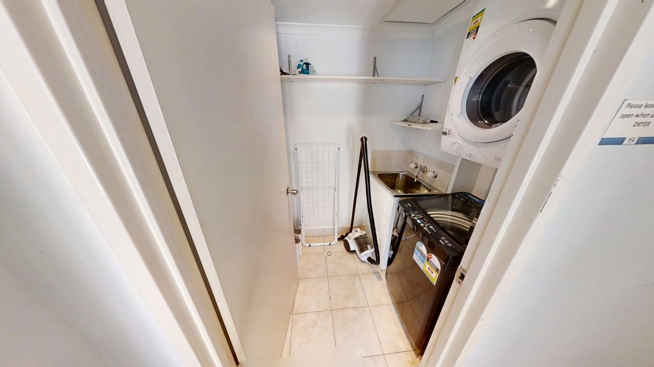 68152-Bulwara-Road-Pyrmont-2009-Laundry