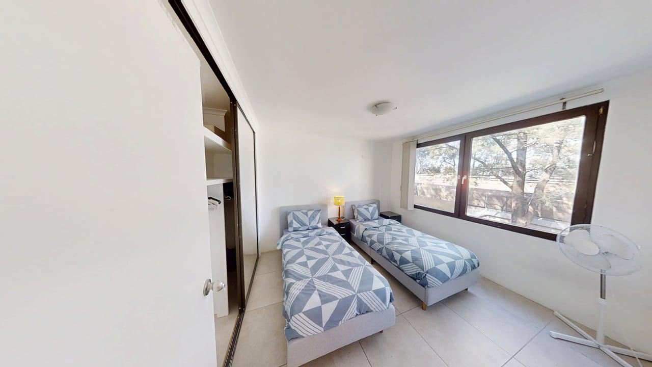 161-19-Allen-Street-Pyrmont-2009-Room-1