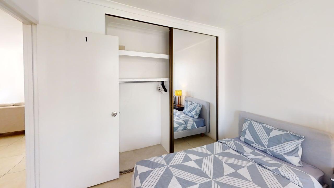 161-19-Allen-Street-Pyrmont-2009-Room1-wardrobe-detail