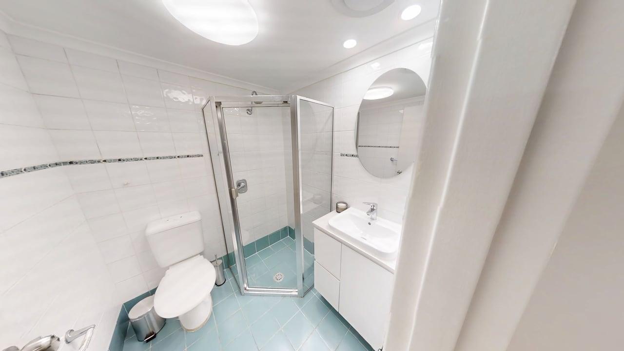 272-Grafton-Street-Chippendale-2008-Bathroom-room-1