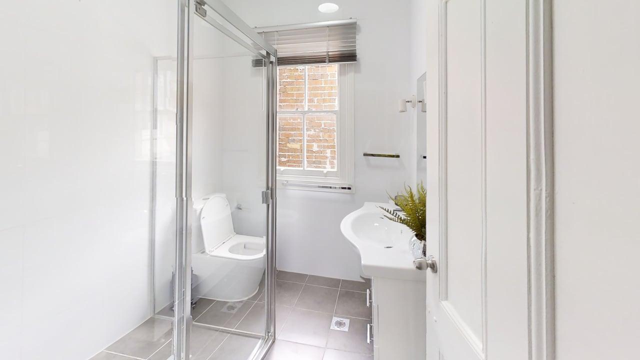 9-Mount-Street-Pyrmont-2009-Bathroom