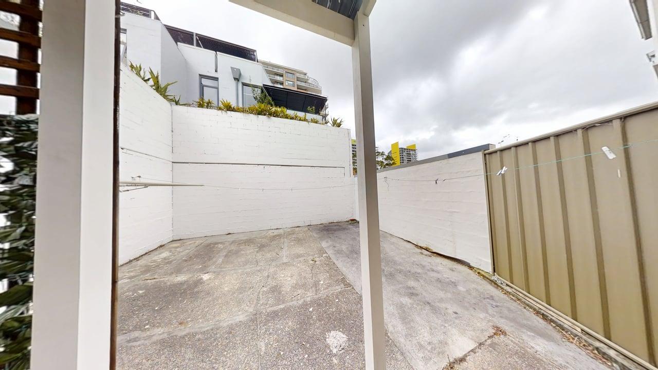 9-Mount-Street-Pyrmont-2009-Ground-Floor-Backyard